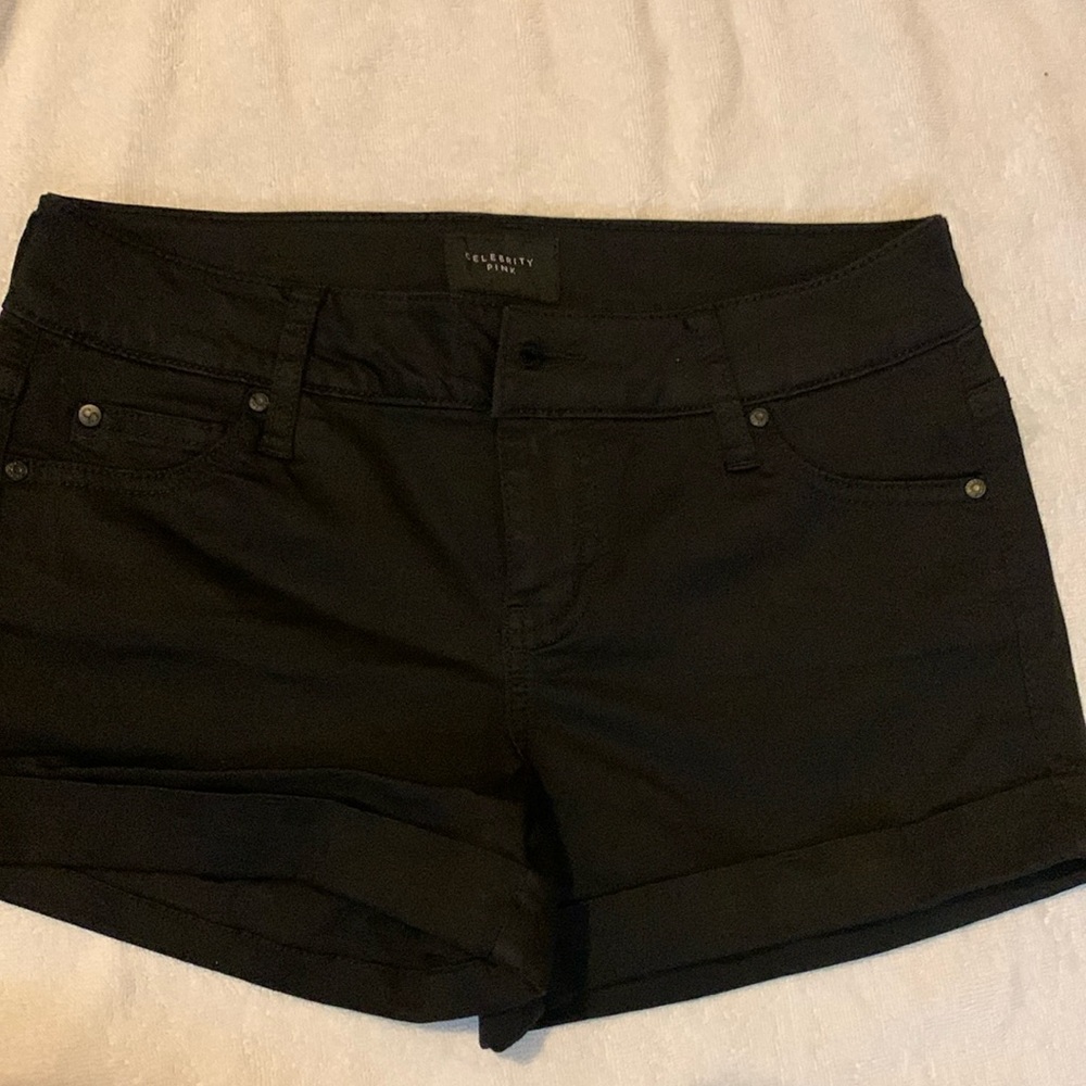 Shorts black
